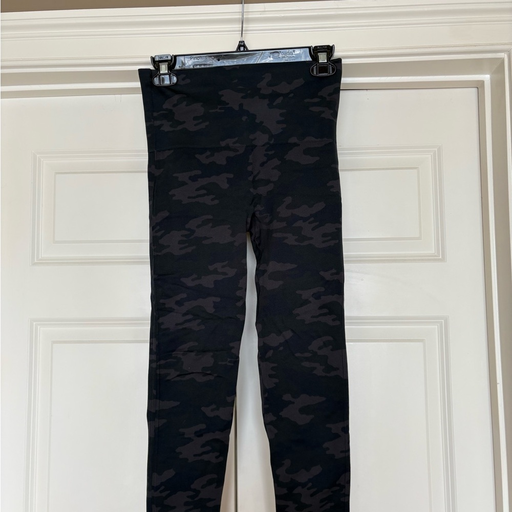 SPANX Black Camouflage Leggings